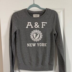 Abercrombie & Fitch Charcoal Crewneck